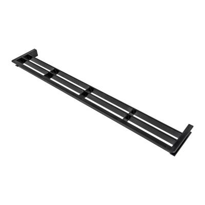 Вент.решетка цоколя пластик черный (390*65)